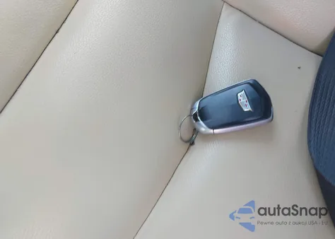 2017 Cadillac Xt5 Standard z USA, uszkodzony, nr VIN 1GYKNARS2HZ194777